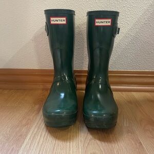Hunter Original Short Gloss green boot